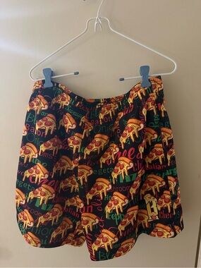 Men’s size large baseball lifestyle 101 Pizza Shorts